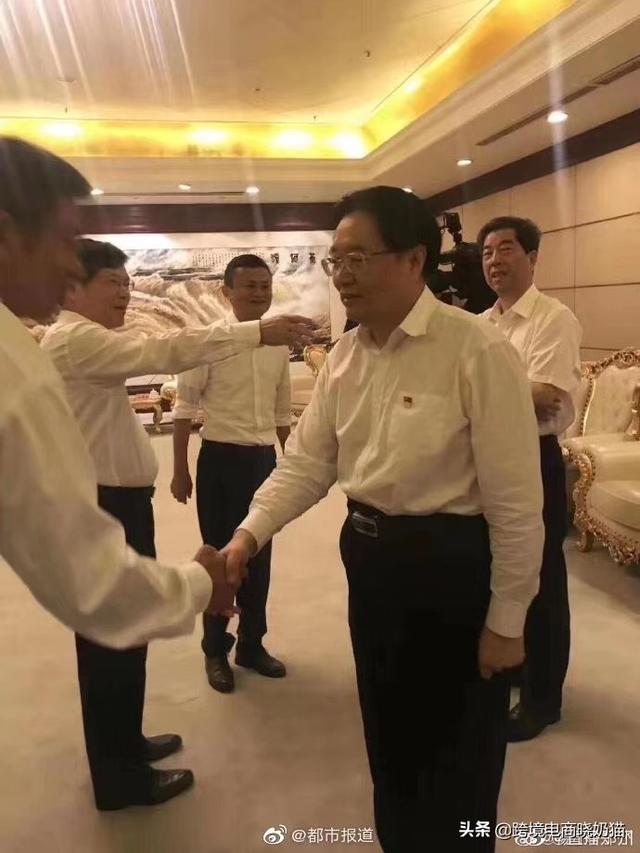 两夫妻一起创业做跨境电商（跨境电商自己做还是跟公司做）